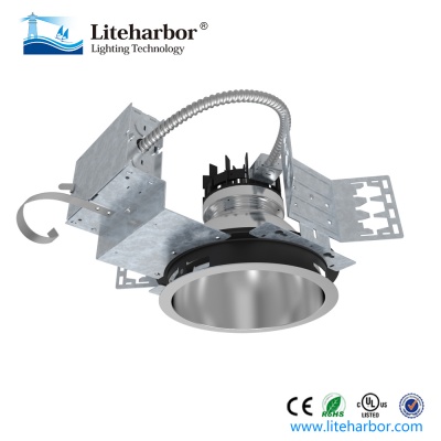 Architectural recessed downlight