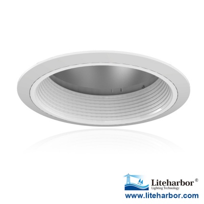 8 Inch Horizontal Reflector with Baffle